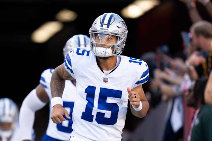 Dallas Cowboys quarterback Trey Lance (15) before the game against the San Francisco 49ers at Levi's Stadium in Santa Clara, Calif., on Oct. 8, 2023.